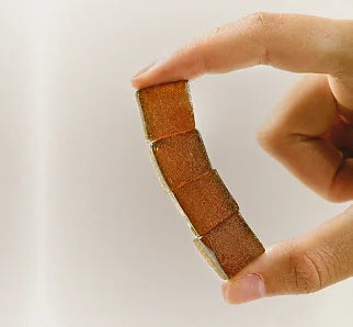 Five Tempo gummies lined up for one serving